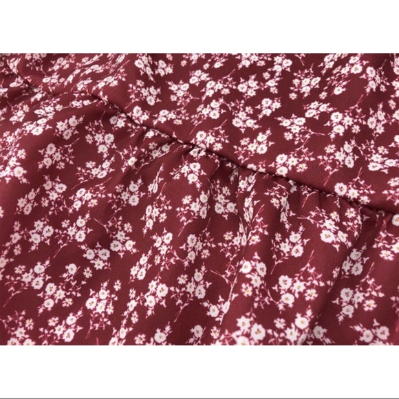 1 LARGE LEFT 💋💋Red Ditsy Floral Sundress - Picture 8 of 10